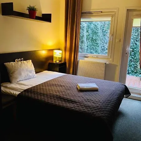 Smart2stay Magnolia 2* Varsovie
