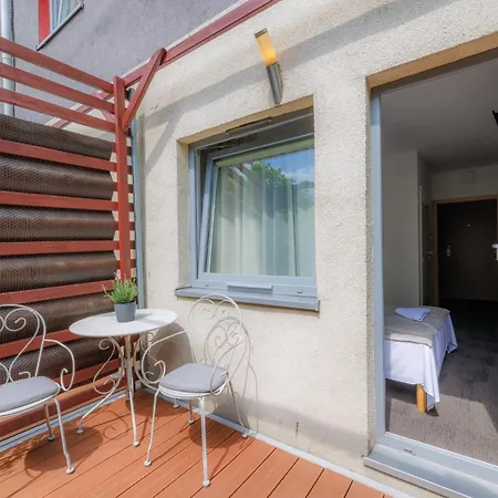 Smart2stay Magnolia 게스트하우스 3*